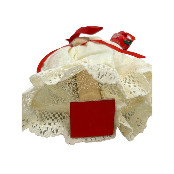 Vintage Handmade Hankerchief Lace Closepin Christmas Ornament - Picture 5 of 5